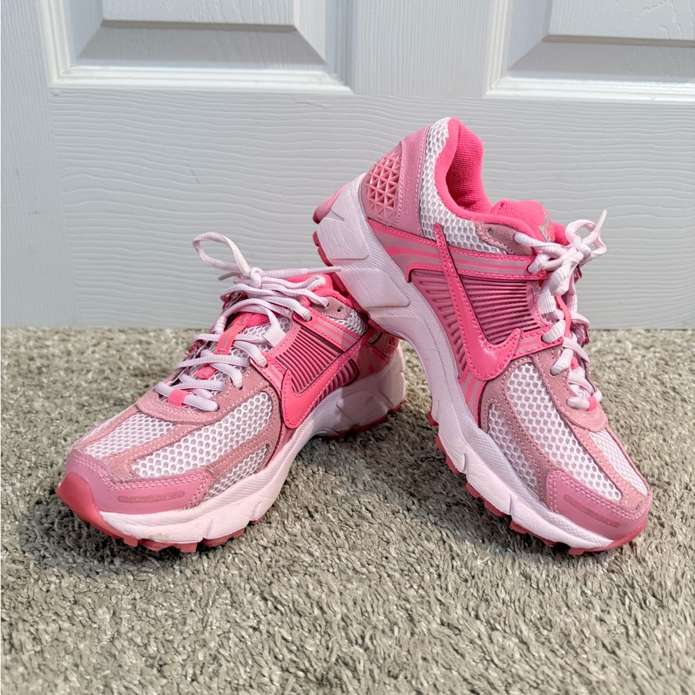 Nike Vomero 5